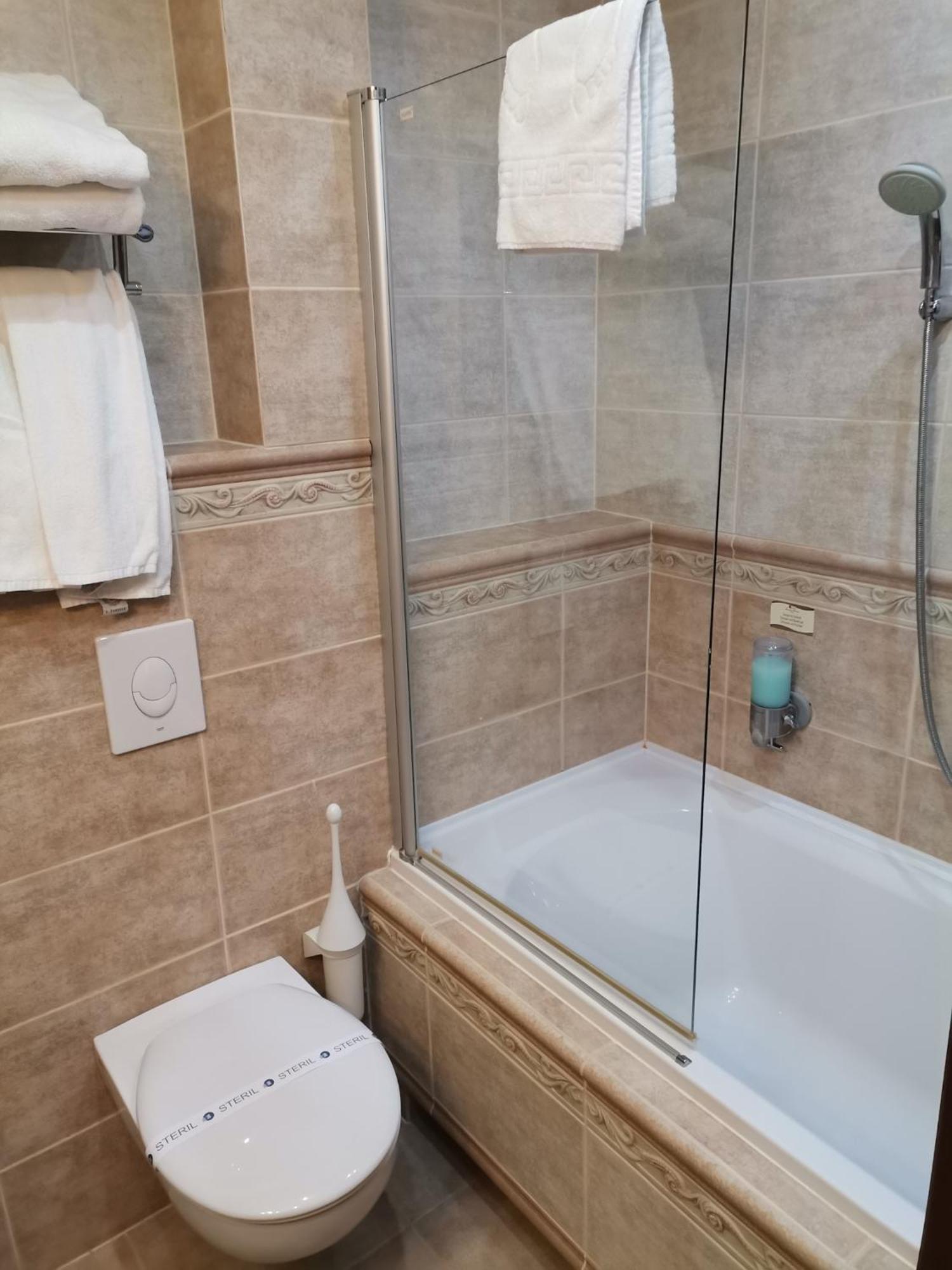 Nimród Bioszálloda és Bioétterem Karcag Extérieur photo