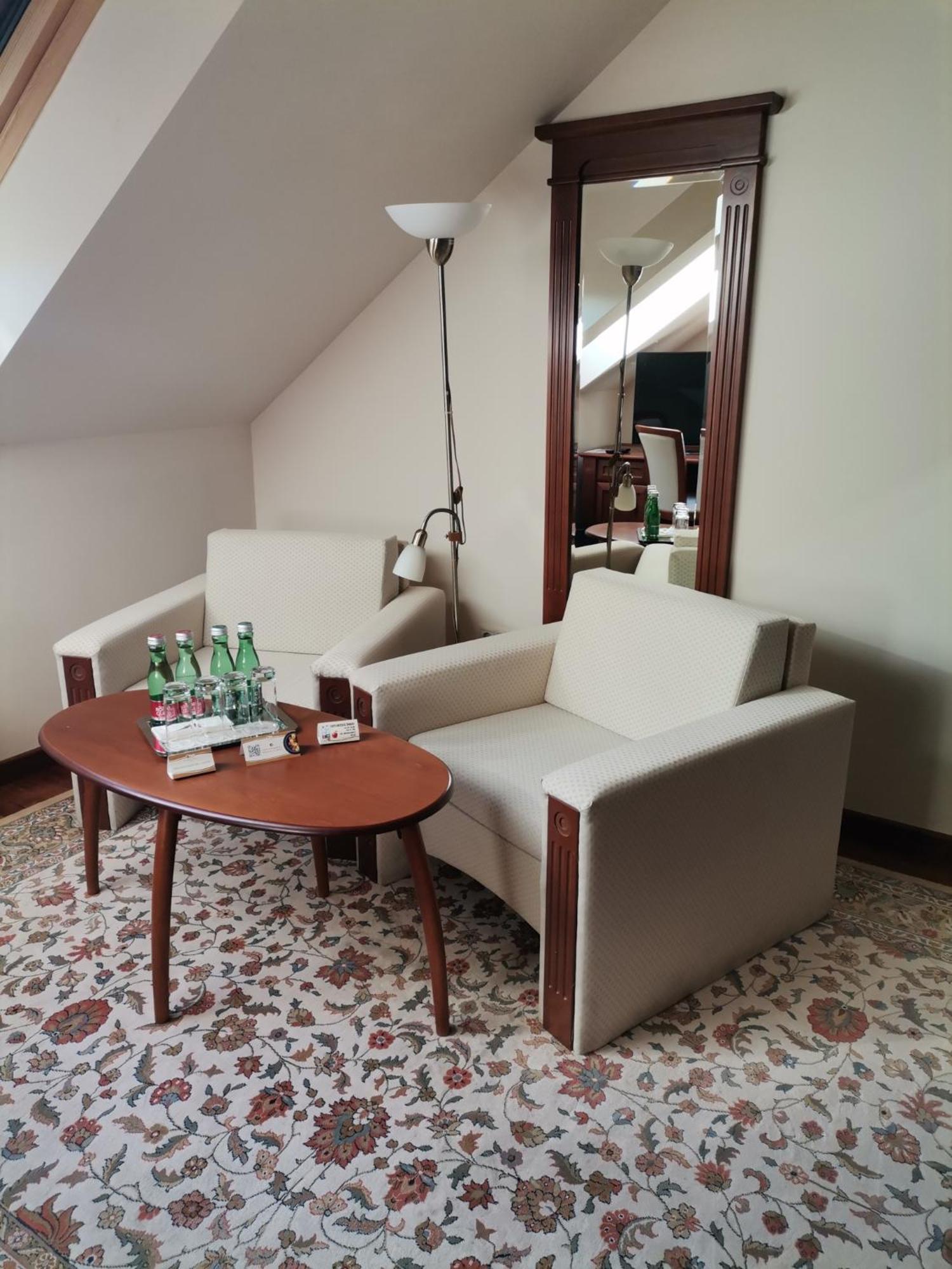 Nimród Bioszálloda és Bioétterem Karcag Extérieur photo
