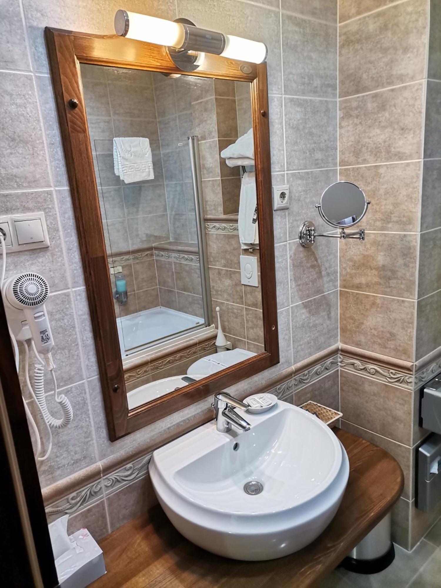 Nimród Bioszálloda és Bioétterem Karcag Extérieur photo
