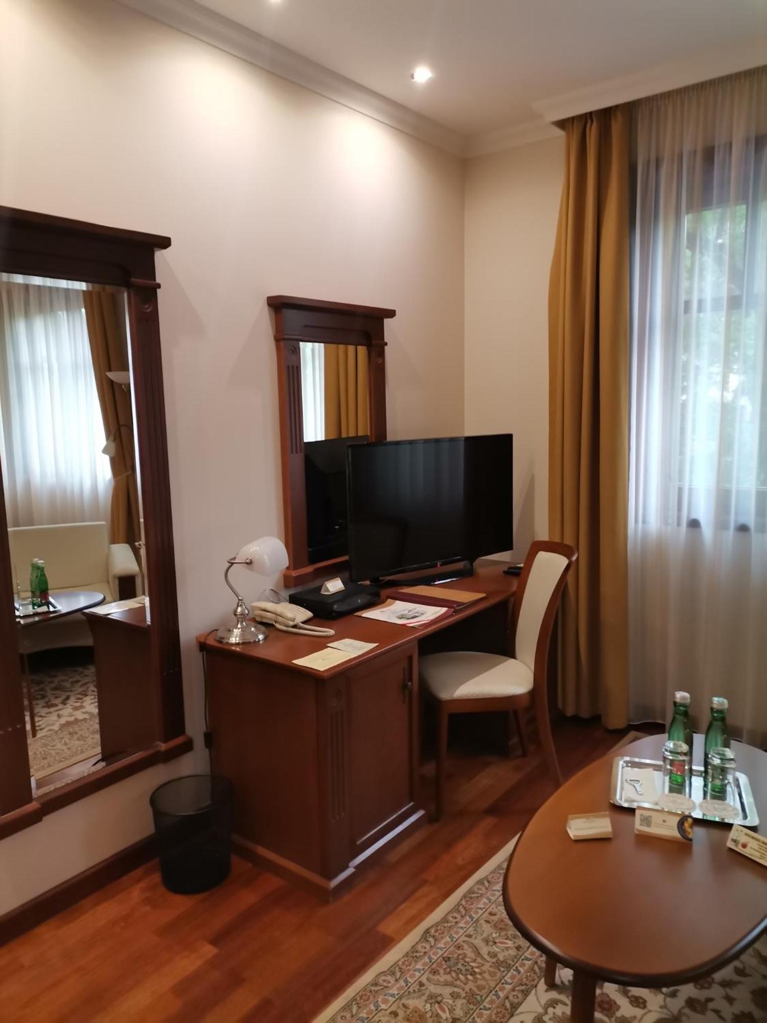 Nimród Bioszálloda és Bioétterem Karcag Extérieur photo