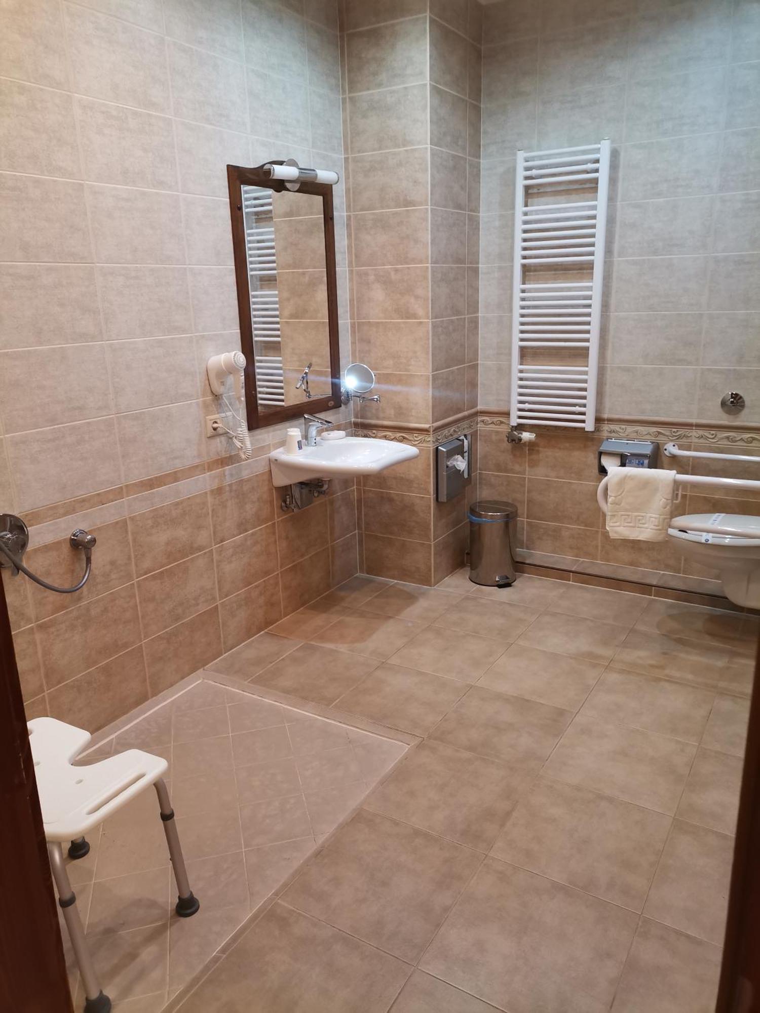 Nimród Bioszálloda és Bioétterem Karcag Extérieur photo