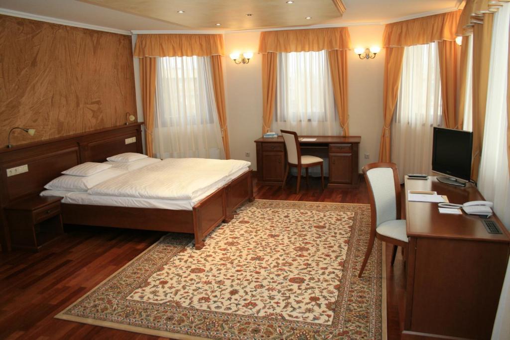 Nimród Bioszálloda és Bioétterem Karcag Extérieur photo