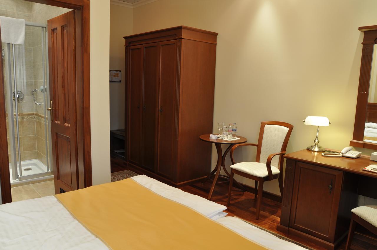 Nimród Bioszálloda és Bioétterem Karcag Extérieur photo