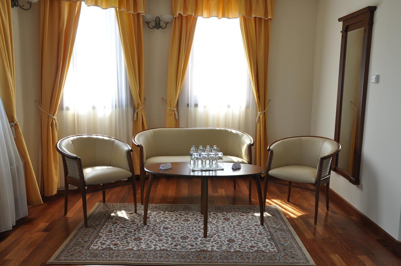 Nimród Bioszálloda és Bioétterem Karcag Extérieur photo