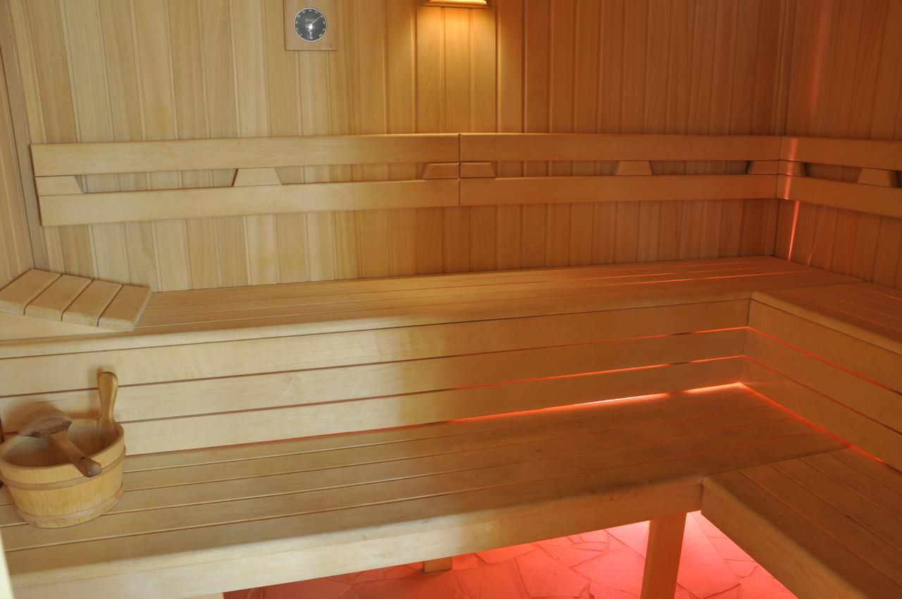 Nimród Bioszálloda és Bioétterem Karcag Extérieur photo